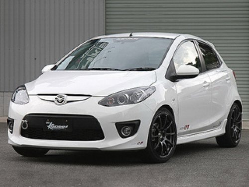Помимо технических доработок, в компании HKS для Mazda2 можно заказать и пластиковый обвес, а также…