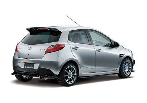 Пока мощная модификация Mazda Demio (она же Mazda2) находится в разработке, японцы намекают, как…