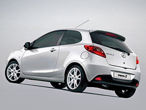 На данный момент доступна лишь одна фотография трёхдверной Mazda2. Но официальная ли она — большой…