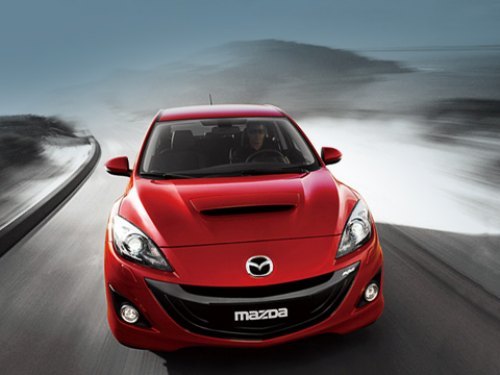 Новая Mazda3 MPS не только выглядит злее предшественницы, но и щеголяет «татуировкой» на переднем…