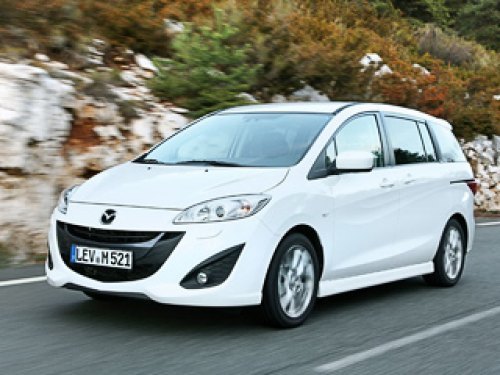 Пятидверная Mazda5 с дизельным мотором снабжается исключительно шестиступенчатой «механикой».…