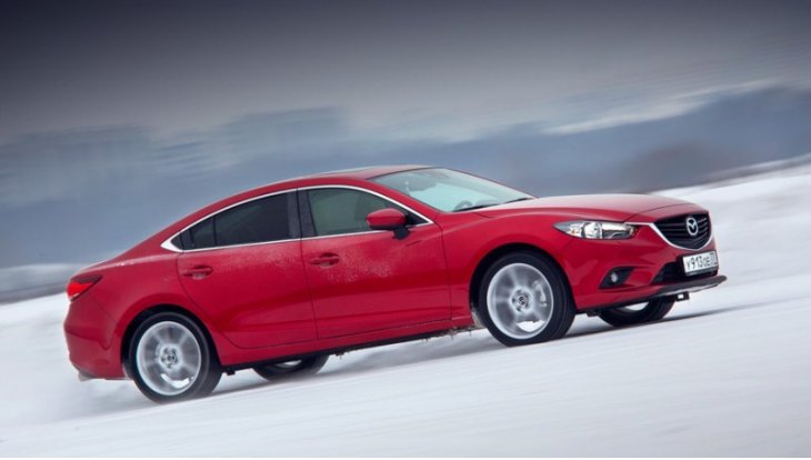 Со 192-сильной «четвёркой» 2.5 (256 Н·м) Mazda6 достигает сотни с места за 7,8 с, а её максимальная…