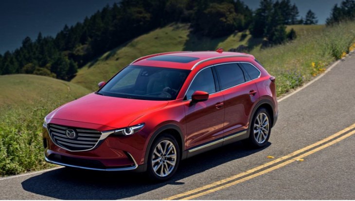 Для нашей страны Mazda CX-9 сертифицирована с тремя рядами сидений. (Кстати, в Штатах семь мест…
