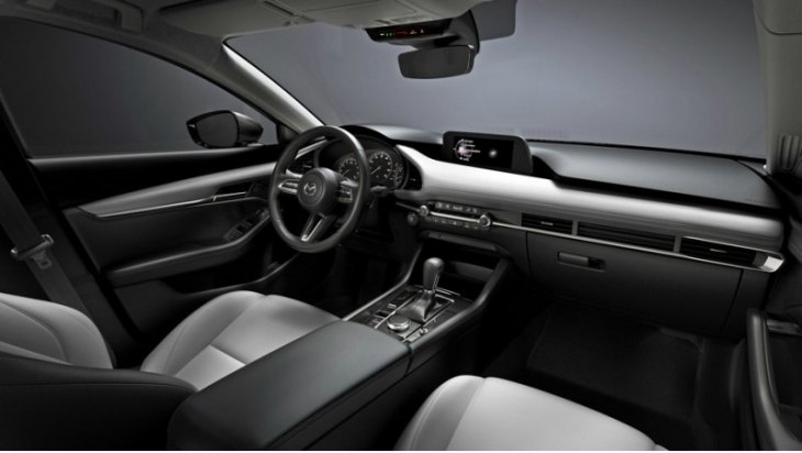 В интерьере применена философия «меньше — это больше», согласно которой визуальное упрощение образа…