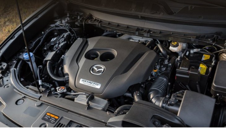 В России мотор Skyactiv-G 2.5T на Мазде CX-9 выдаёт 231 л.с. и 420 Н·м. Шестидиапазонный «автомат»…