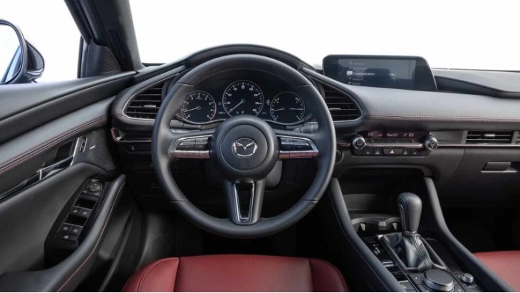 В резюме в своей статье в журнале «The Times» Кларксон назвал Mazda3 одним из самых удивительных и…