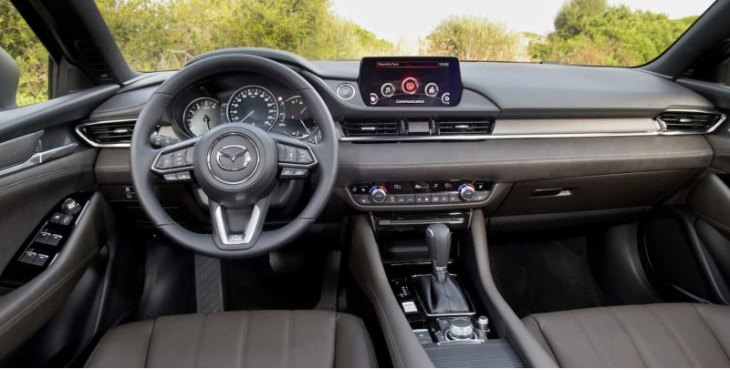 Примерно это произошло с владельцами автомобилей Mazda6 2018 года, которые подали на Mazda…