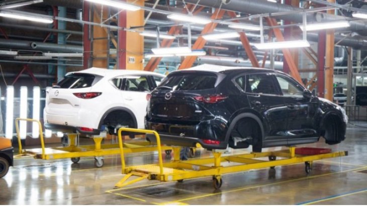 Предприятие во Владивостоке производит популярные иномарки из Японии: Mazda CX-9, CX-5 и Mazda6.…