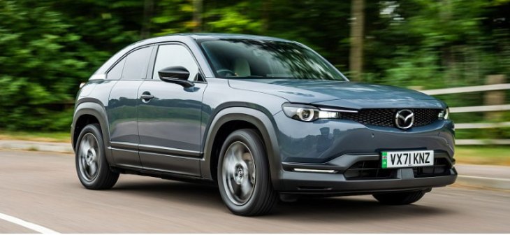 Дебютировал модернизированный кроссовер Mazda MX-30 2022 года с прежним запасом хода в 161 км