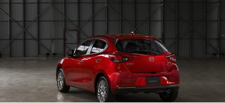 Mazda отзывает в США 226 экземпляров Mazda2 из-за неисправных фар
