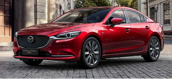 В Россию привезли 400 седанов Mazda Atenza в третьем рестайлинге на замену Mazda 6