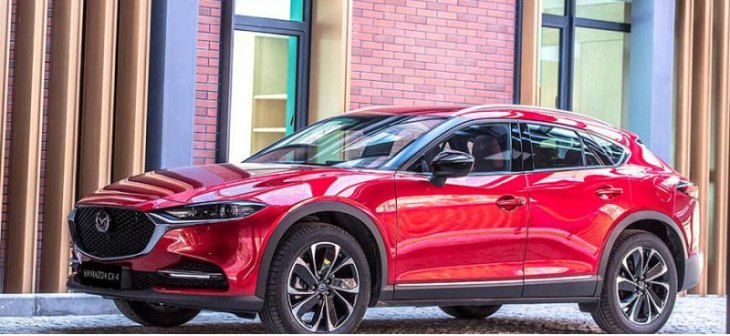 В РФ начались продажи кроссоверов Mazda CX-4 китайской сборки по цене от 3 млн рублей