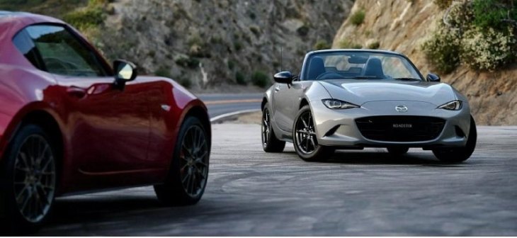 Mazda представила обновленную Mazda MX-5 2024 года в Японии