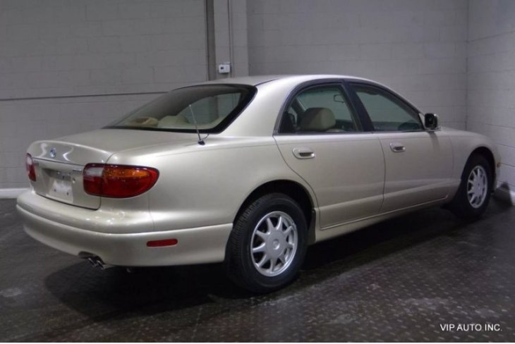 Эта модель оснащена 2,5-литровым двигателем V6 Mazda, который с завода выдавал приличные 170…