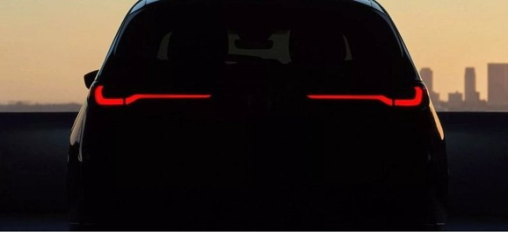 Некоторые Mazda CX-90 резко тормозят без причины