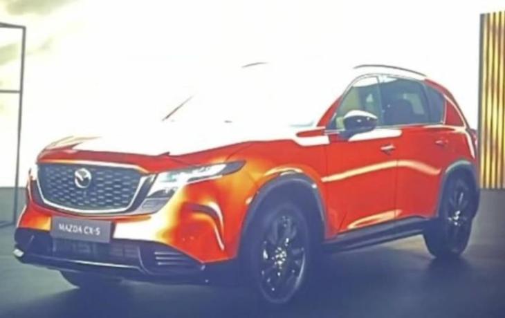 Новое поколение Mazda CX-5 (утекшая в Сеть фотография)