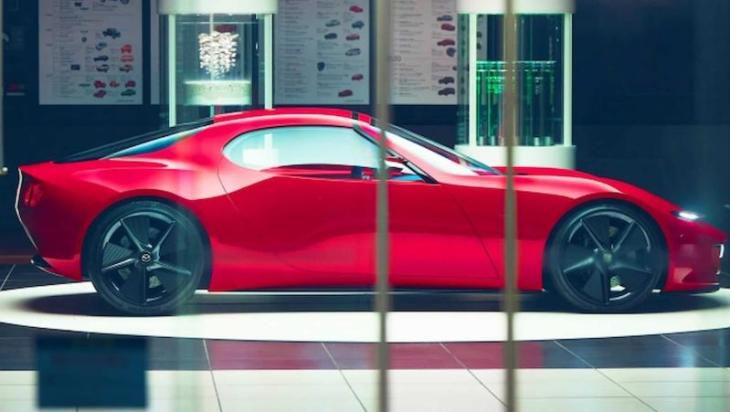 Концепт-кар Mazda Iconic SP