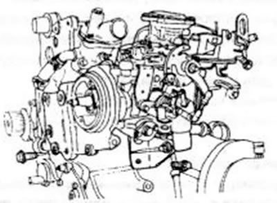 Рис. 39. Топливный насос высокого давления в установленном состоянии.