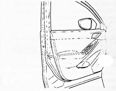 Гнезда для бутылок расположены на внутренних панелях дверей.