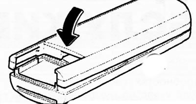 6. Поставите задњи поклопац на електронски кључ и гурните га на место.
