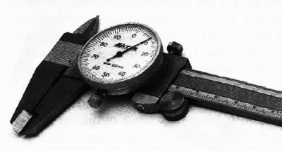 В процессе работы и по ее окончании необходимо протирать штангенциркуль салфеткой, смоченной в…