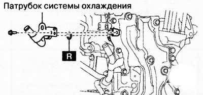 31. Відвернути болт кріплення та зняти патрубок системи охолодження з під'єднаним шлангом, після…