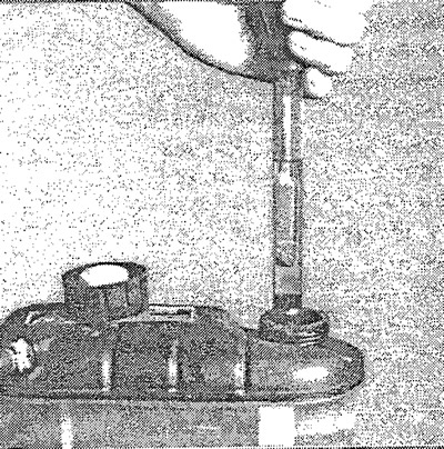 Набрать охлаждающую жидкость в ареометр и определить плотность охлаждающей жидкости. Она часто…