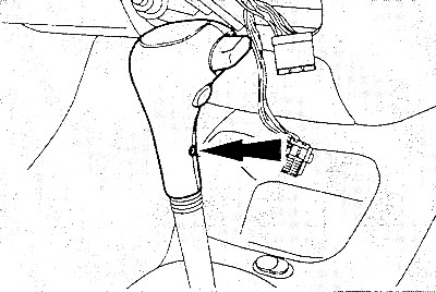 Wymontuj gałkę zmiany biegów. Aby zdjąć pokrętło wyboru automatycznej skrzyni biegów, należy…