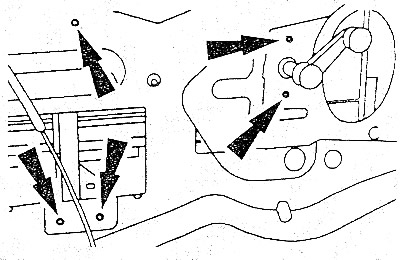 Ручной стеклоподъемник: высверлить пять заклепок.