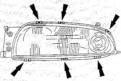 Снять стекло (рассеиватель).