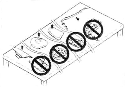 7. Când depozitați modulele airbag, așezați-le cu fața în sus pe o suprafață plană și stabilă. Nu…
