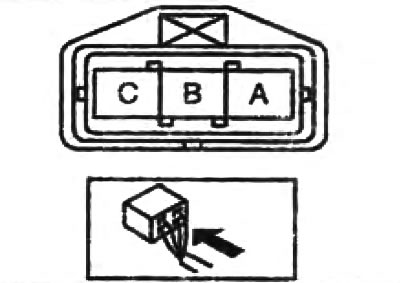 В — всегда около 5 В