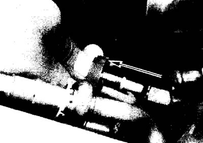 5.7а. Монтажные детали радиатора и прикрепленные к нему компоненты