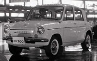 Mazda 700 на автосалоне, 1961 год